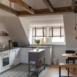 Apartment Altbau - Klein Aber Oho