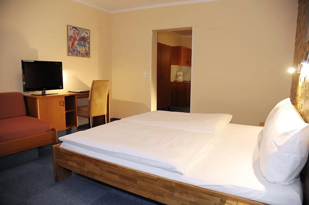 Hotel Wilder Mann Aschaffenburg 3*,
