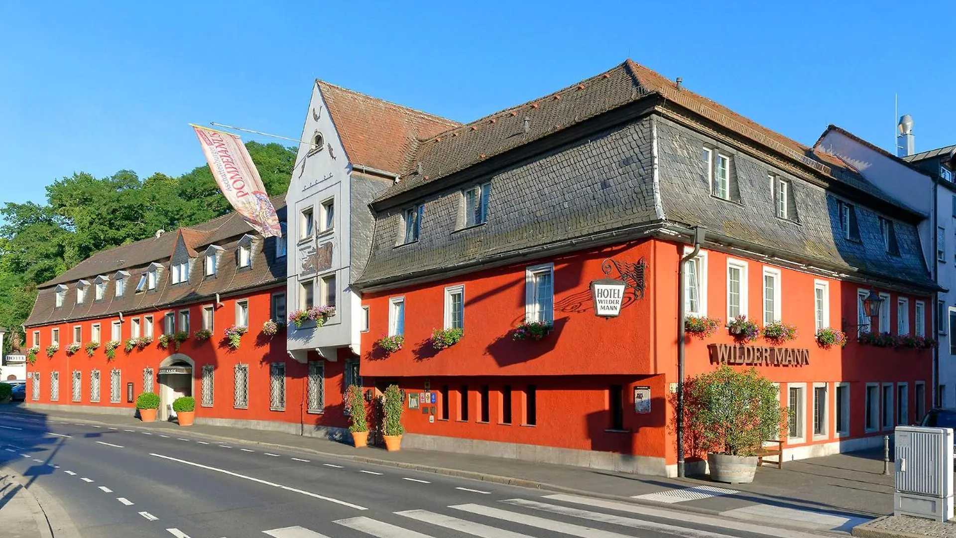 Hotel Wilder Mann Aschaffenburg 3*,